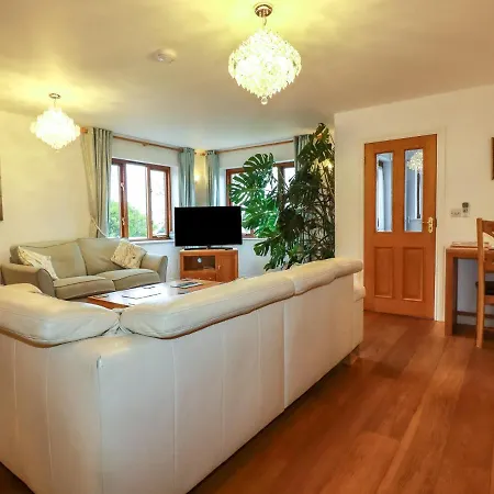 Lowarth Chi Holiday home *