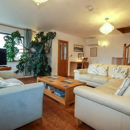 Lowarth Chi Holiday home