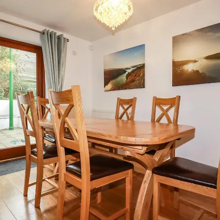 Lowarth Chi Holiday home Fowey